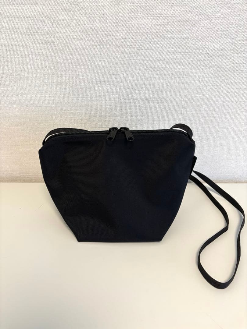 【美品】エルベシャプリエ 2885N ノワール ナイロン舟型ショルダーバッグS