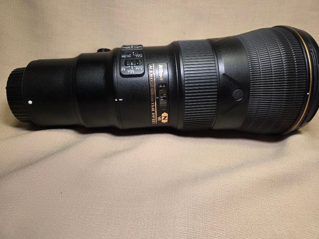 ニコン AF-S NIKKOR 500mm f/5.6E PF ED VR
