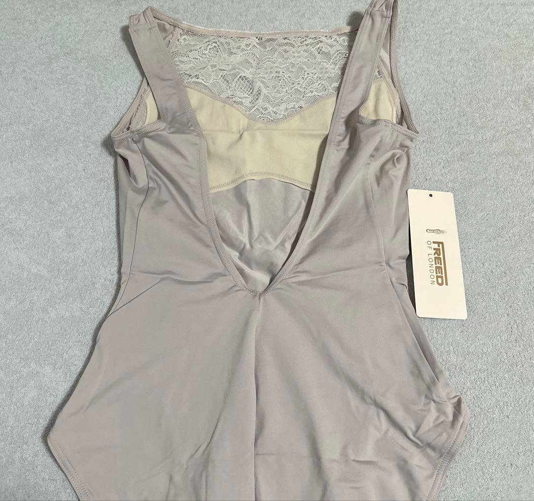 お値下げ⬇︎Chacott レースレオタード　オシャレカラー　未使用品　Mサイズ