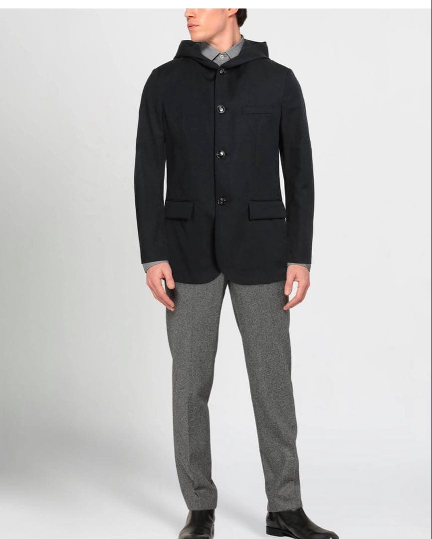 値下げ　新品　エンポリオ・アルマーニ　フード付きノーカラージャケット