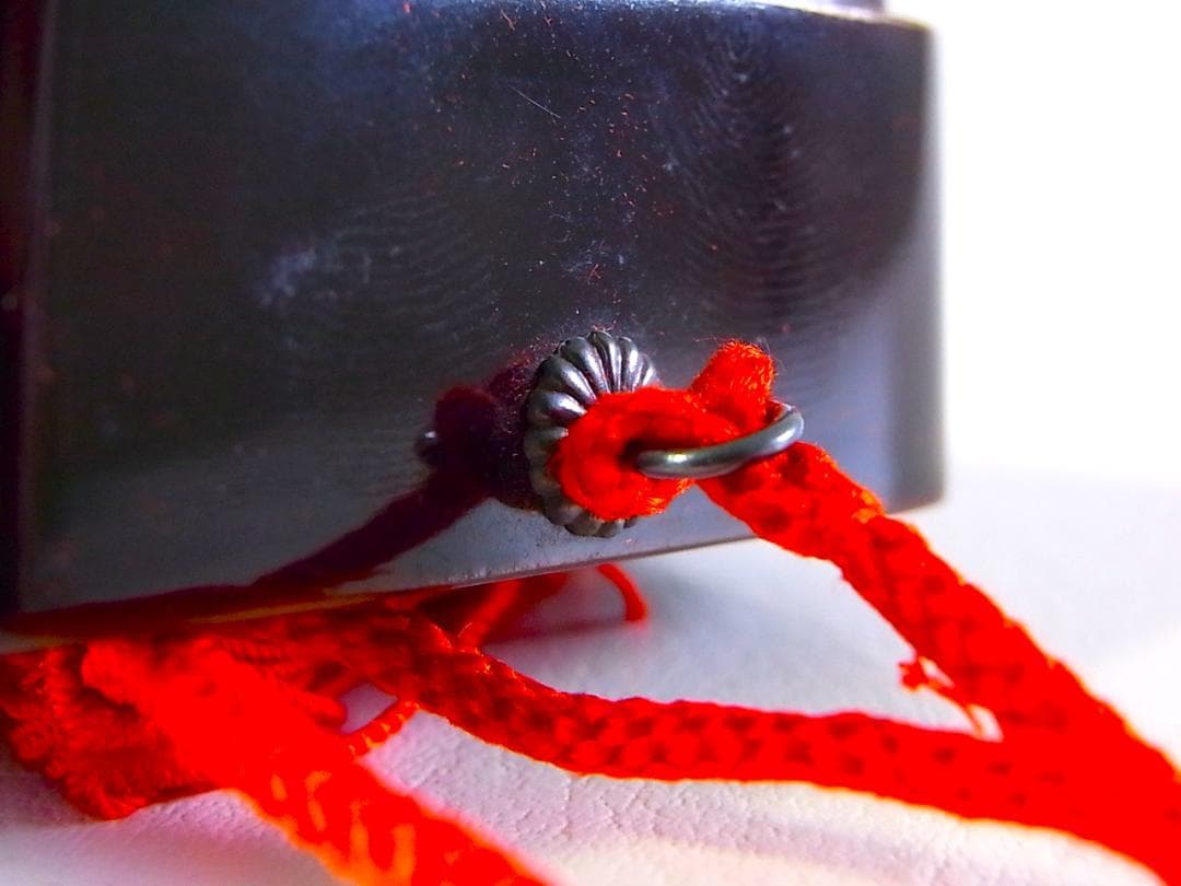 【 E950 】 大正期漆芸工芸品　木製　高蒔絵十六ハ重表菊紋文ボンボニエール