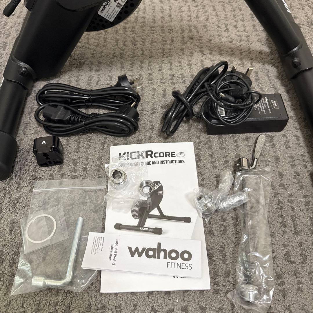 Wahoo KICKR CORE スマートバイクトレーナー