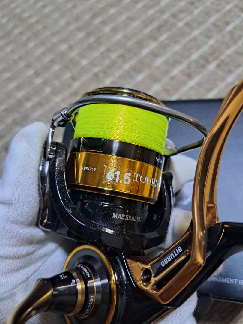リール !Daiwa 22TOURNAMENT ISO 3000LBD