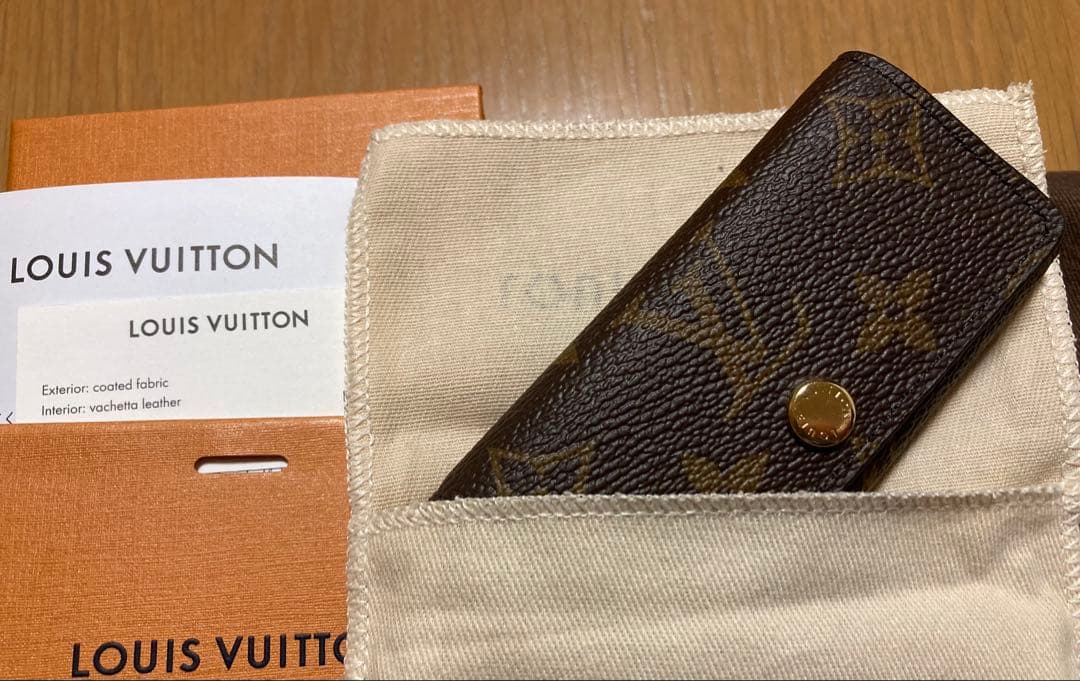 【新品未使用】LOUISVUITTON 日本限定 ミュルティクレ 4 キーケース