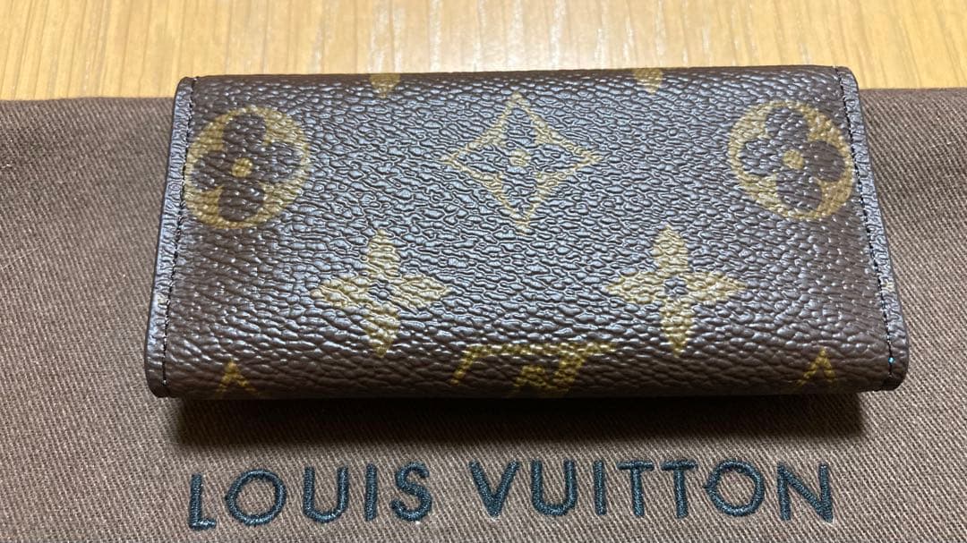 【新品未使用】LOUISVUITTON 日本限定 ミュルティクレ 4 キーケース