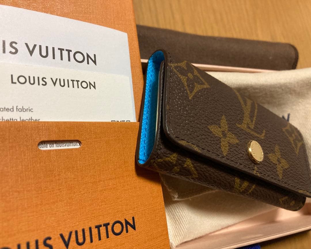 【新品未使用】LOUISVUITTON 日本限定 ミュルティクレ 4 キーケース