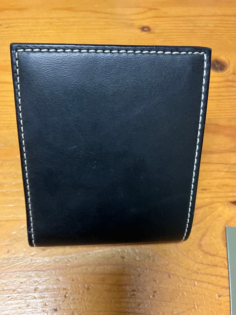 未使用　最終値下　FUNNY ファニー　二つ折り財布 ブラック