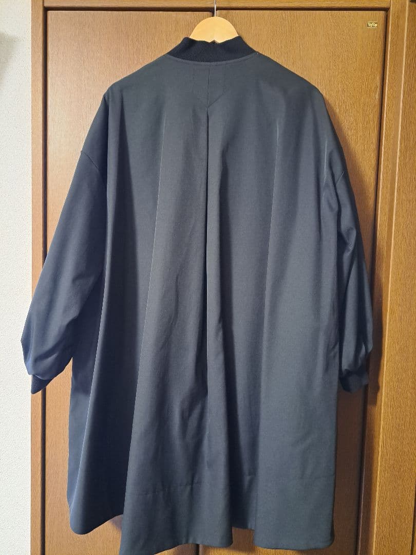 OSMOSIS loafロングコート カーキ×ブラック