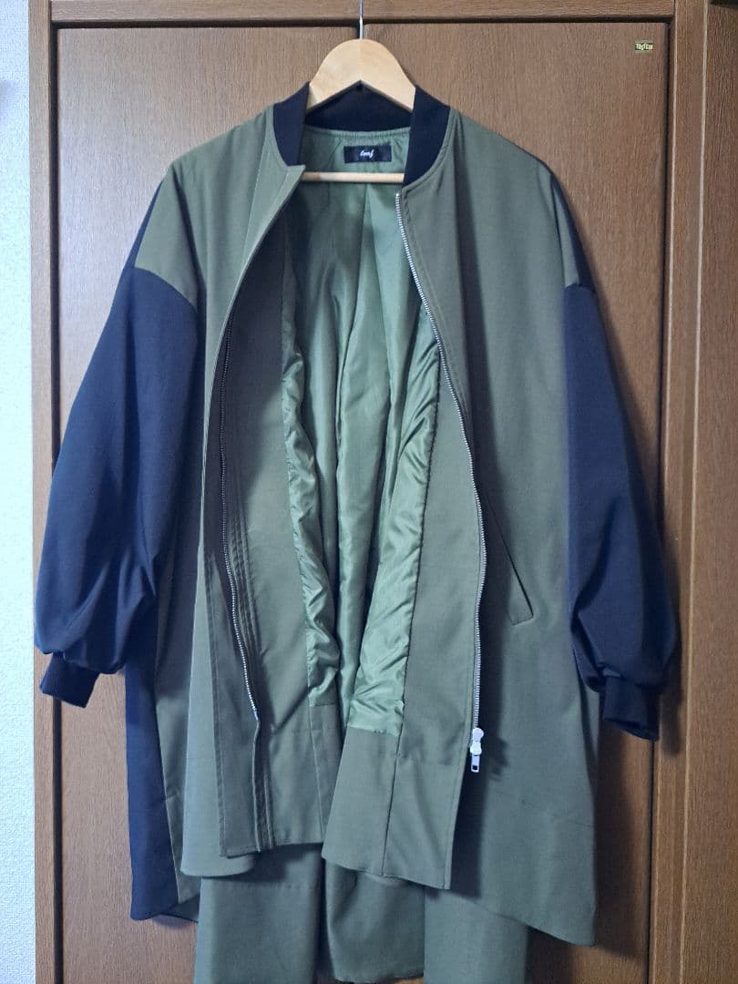 OSMOSIS loafロングコート カーキ×ブラック