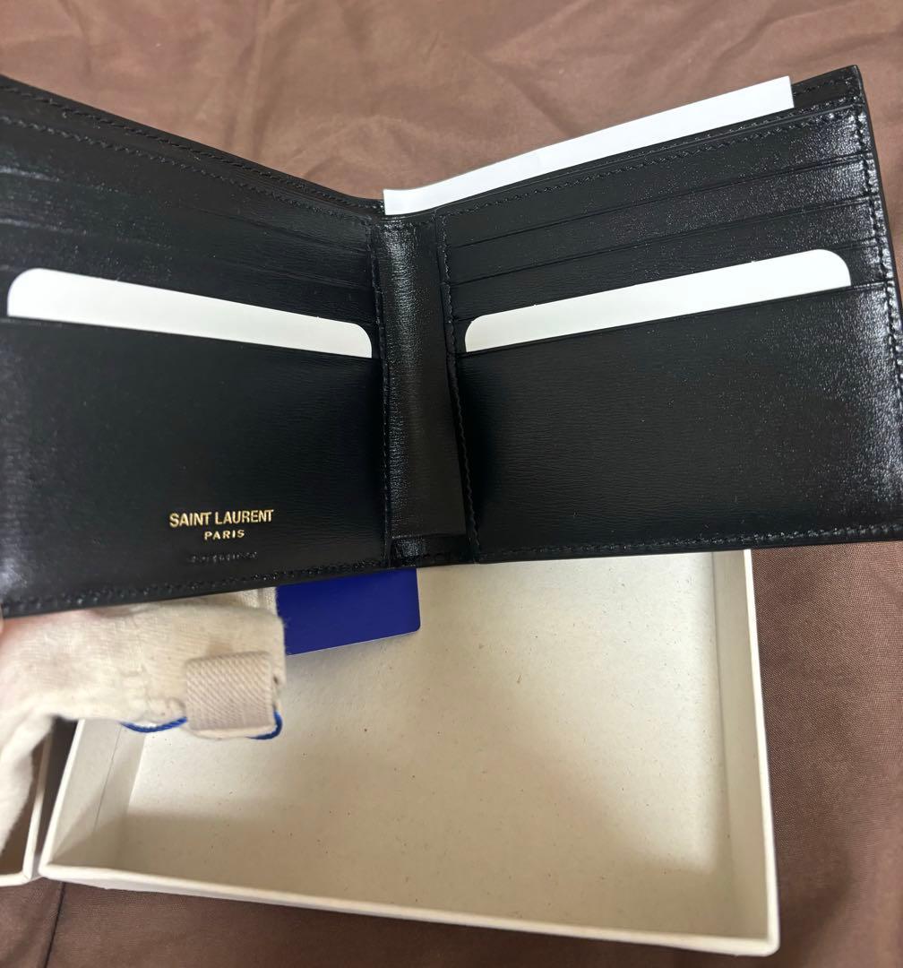 【新品！】SAINT LAURENTタイニーカサンドライーストウェストウォレット