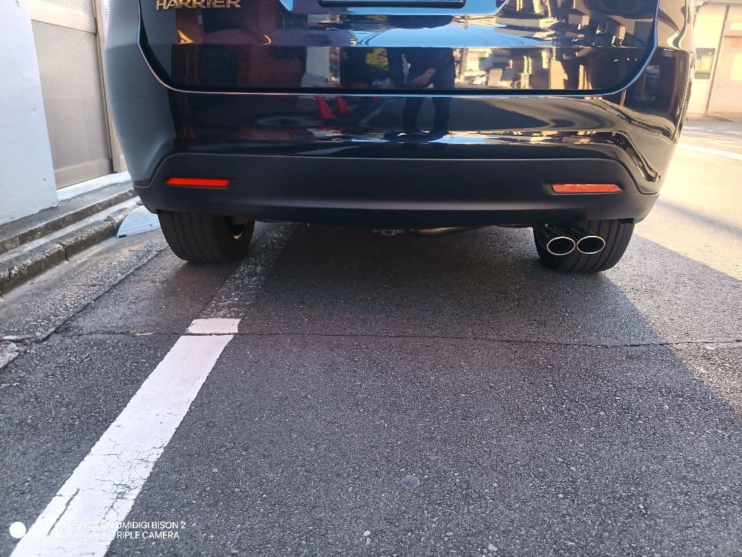 ハリアー60系　マフラー