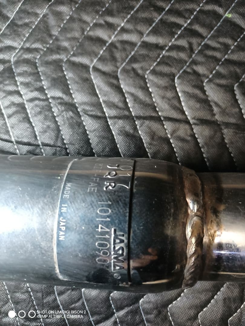 ハリアー60系　マフラー