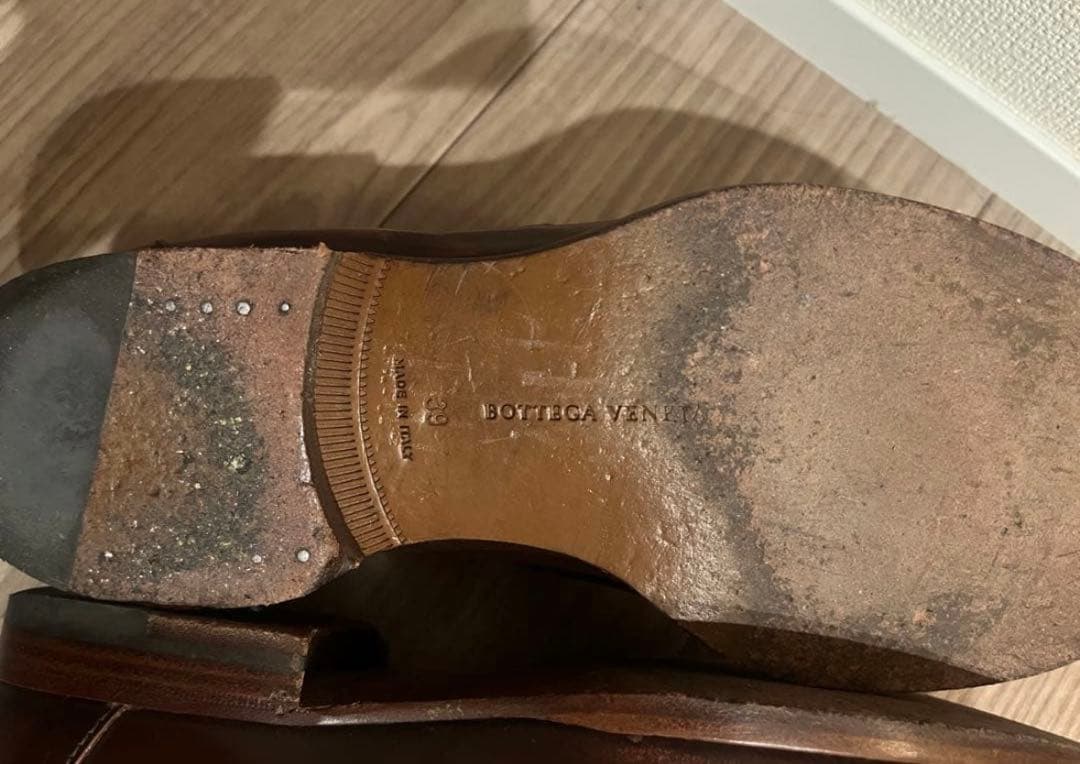 BOTTEGA VENETA ブラウンローファー