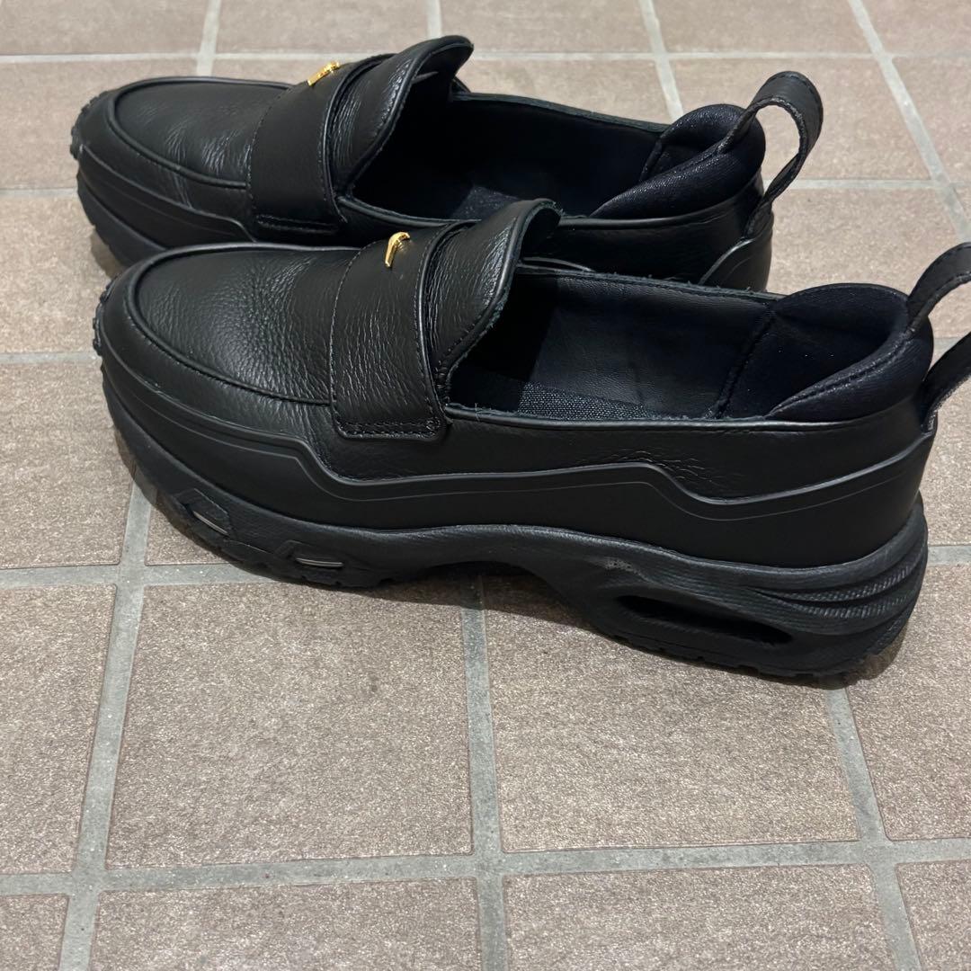 エア マックス フェノメナ 001BLACK/M GOLD 23センチ