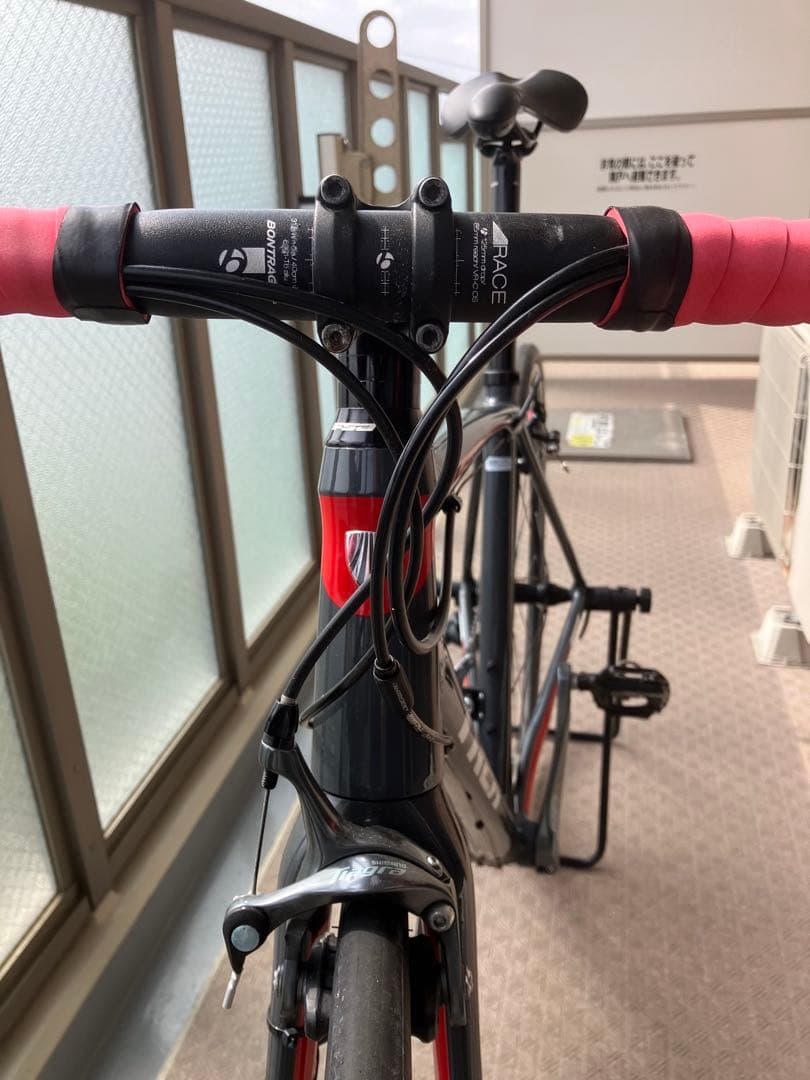 トレックEMONDA ALR4