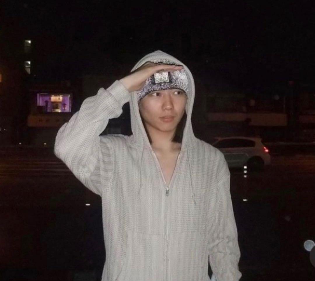 stone  ×supreme ビーニー