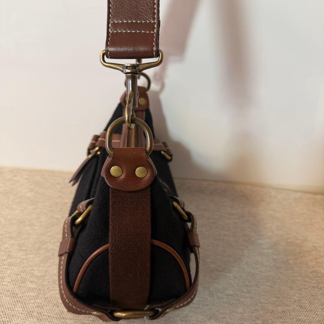 バーバリー ブルーレーベル ショルダーバッグ ウール　レザー ブラック