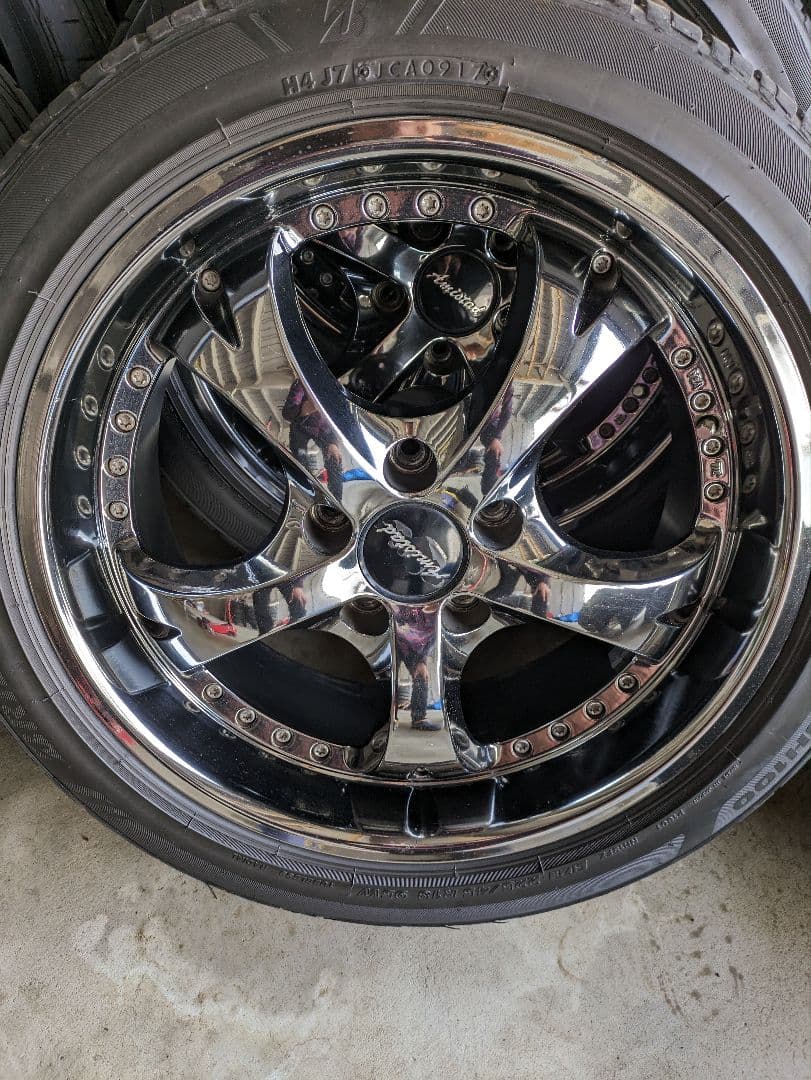 18インチホイールタイヤ付