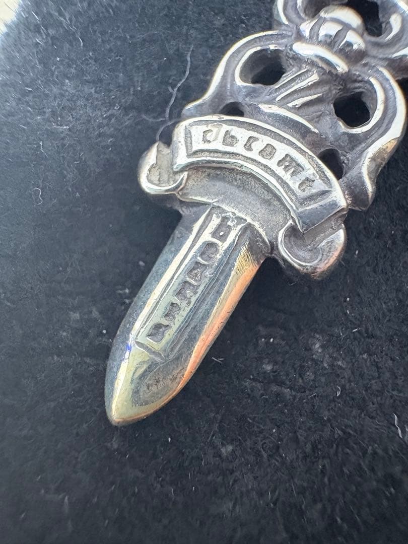 【早い者勝ち】【最終値下げ】クロムハーツ CHROMEHEARTダガーピアス