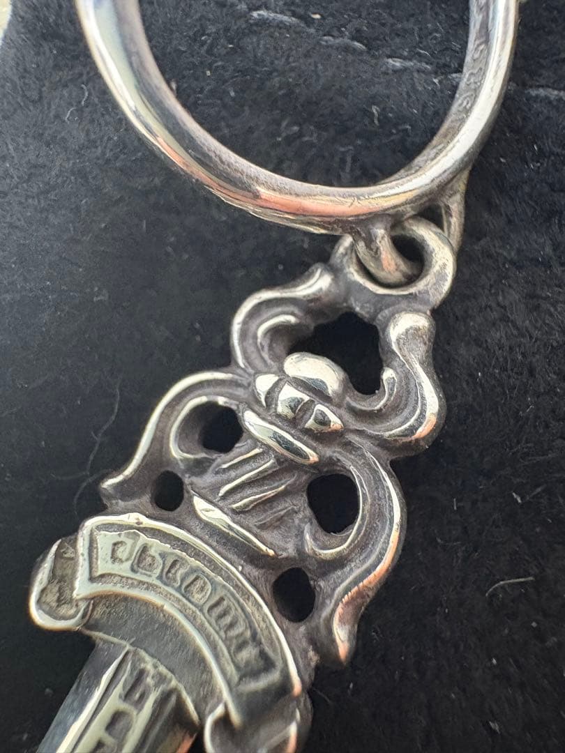 【早い者勝ち】【最終値下げ】クロムハーツ CHROMEHEARTダガーピアス