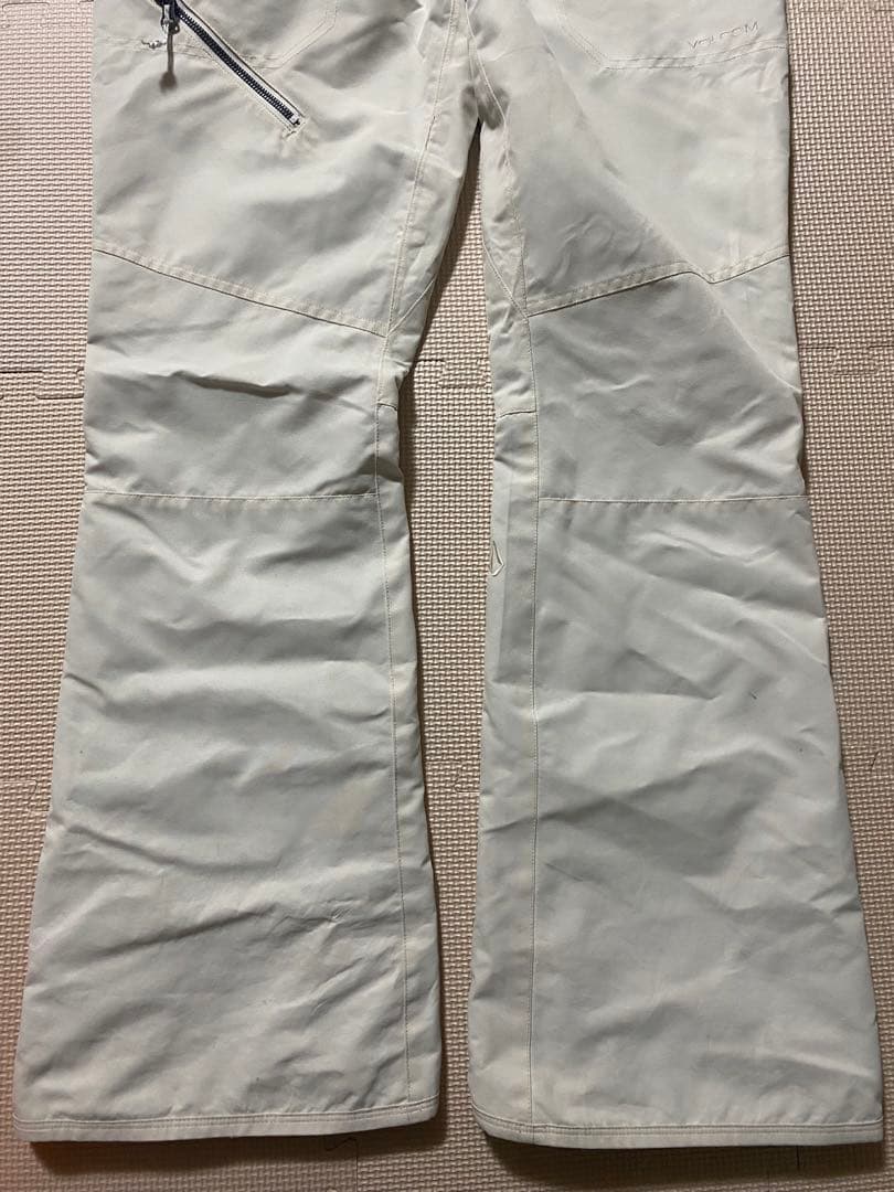 VOLCOM 花柄 スノーボードウェア Mサイズ 上下セット