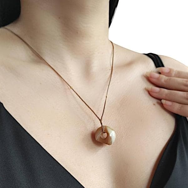 オカベマサノリ　アンティークビーズ　ネックレス　古代ビーズ　印章