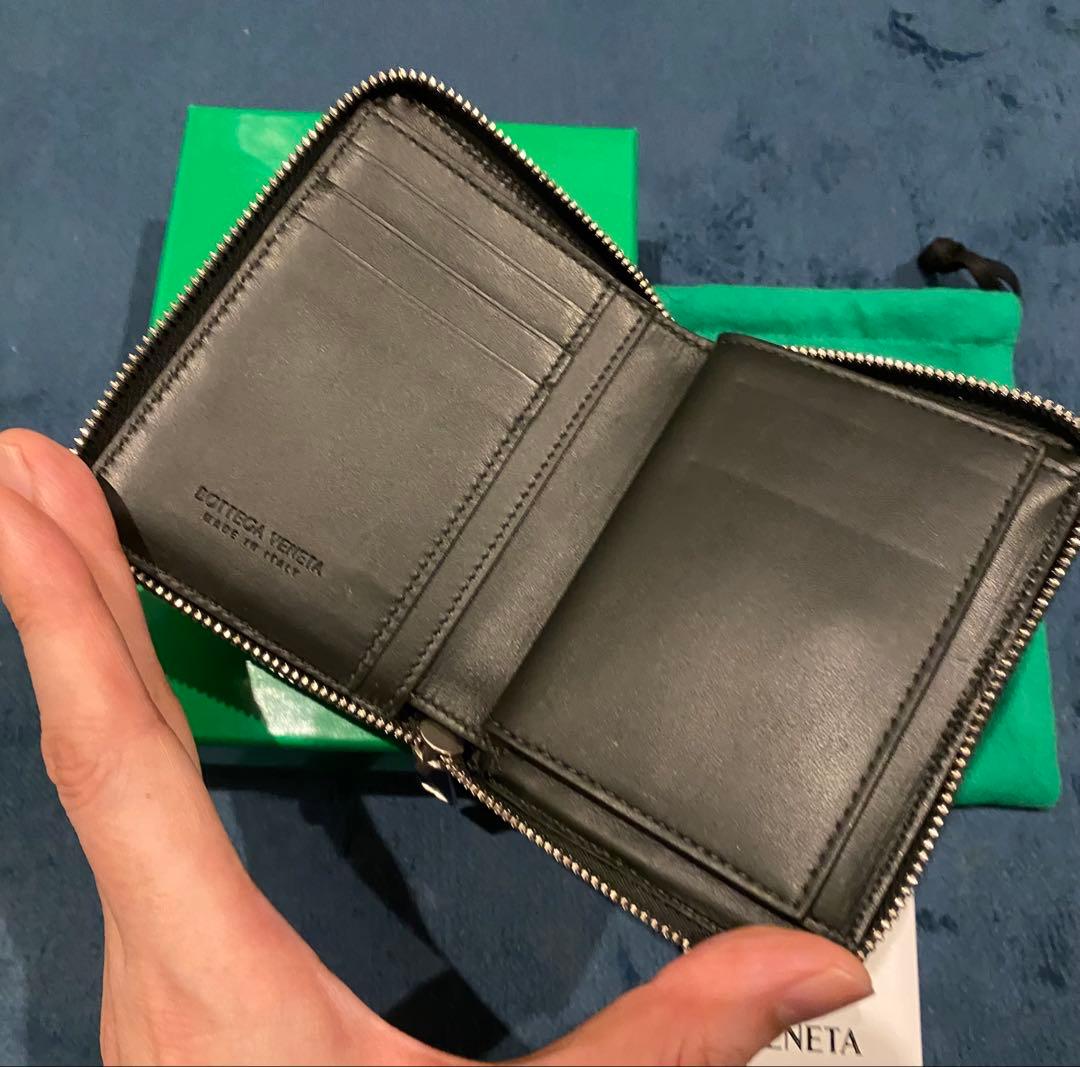 【新品未使用】格安　BOTTEGA VENETA 二つ折り財布 ブラックカセット