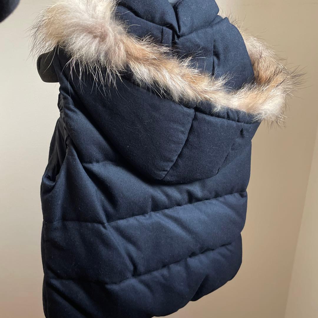 まりもです【新品】INDIVI ダウンベスト フード付き　ネイビー