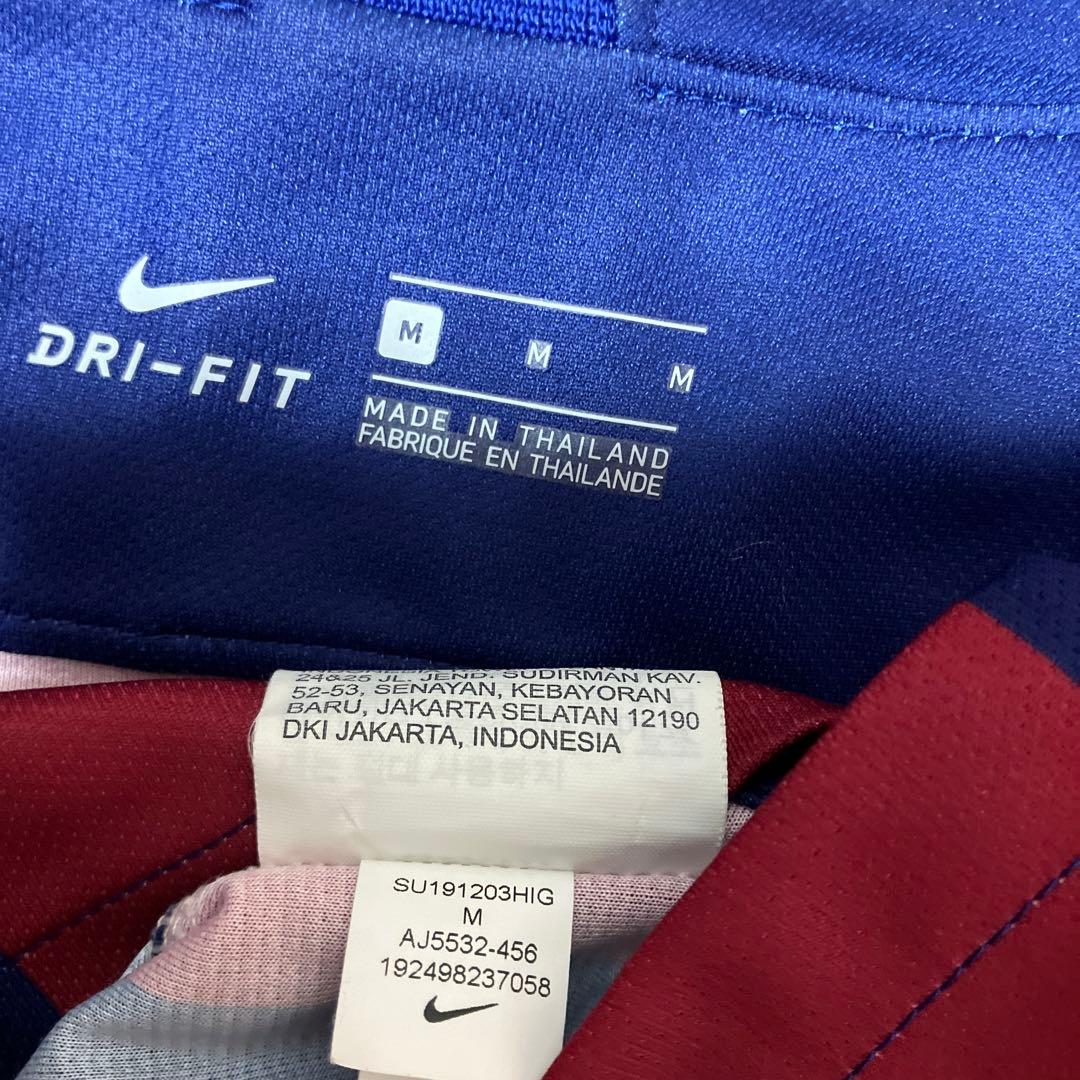 【極美品/正規品】バルセロナ メッシ ユニフォーム