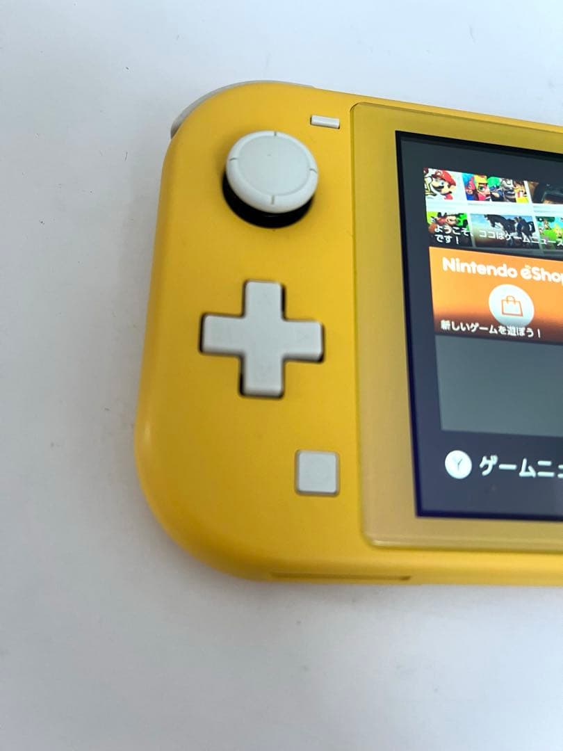 Nintendo Switch Lite イエロー　あつまれどうぶつの森