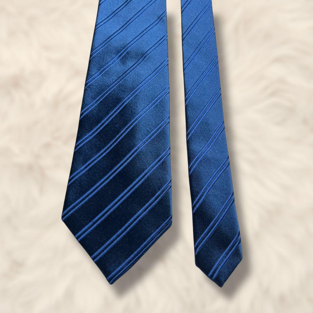 【極美品✨】シャルべ ダブルストライプ柄 サテン織り ブルー 光沢 ネクタイ