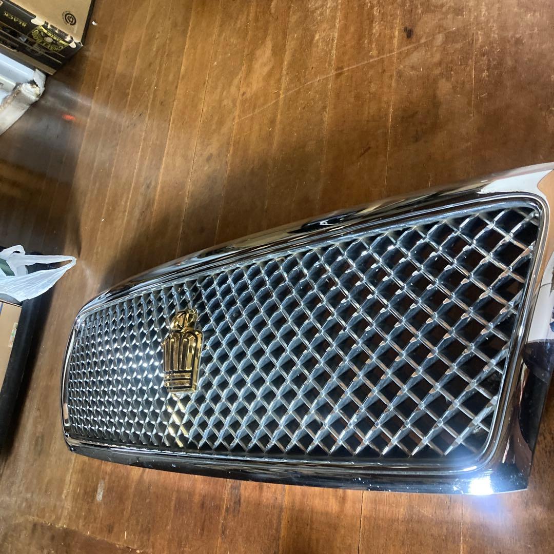 17クラウン　アスリート　グリル