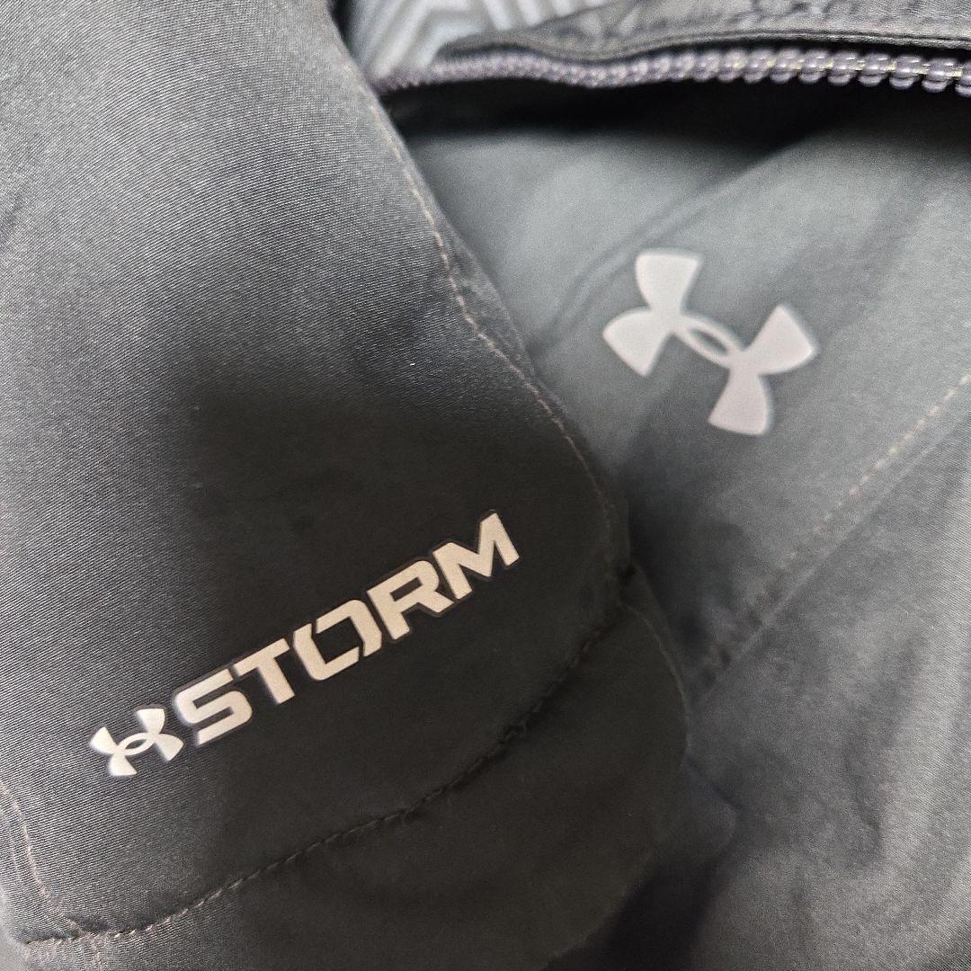 美品　UNDER ARMOUR　M　ベンチコート　黒　インフラレッド　撥水