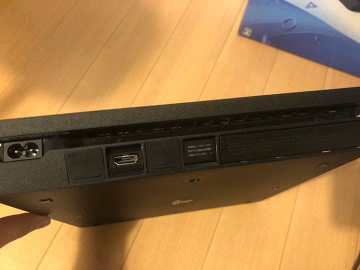 ps4 本体　1TB 純正　コントローラー2個　CUH-2000B B01