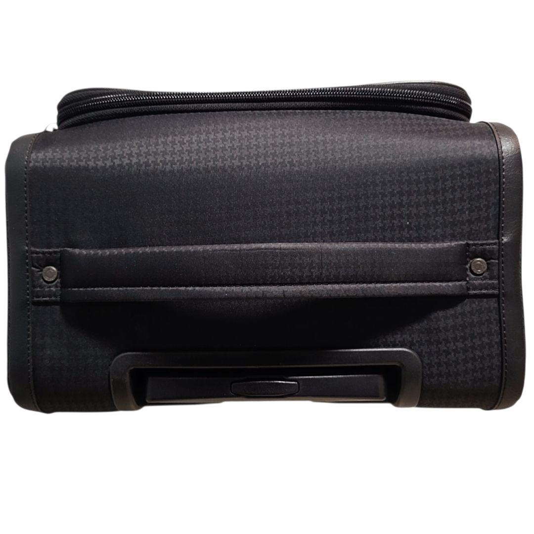 美品 プロテカ 超軽量 ソフトキャリーケース Feena 18L 1.7kg