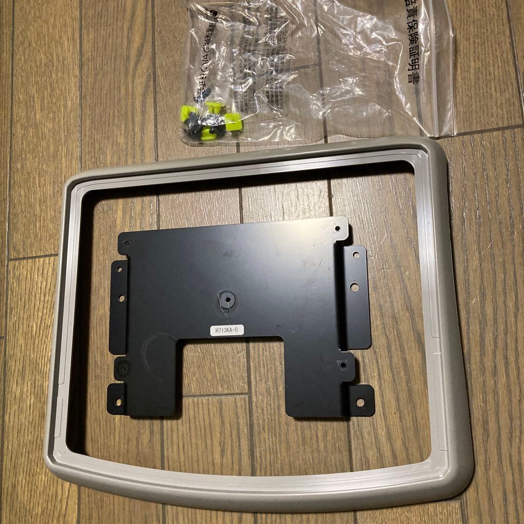 N-BOX専用 10.1/10.2型　リアモニター取付キッド　アルパイン