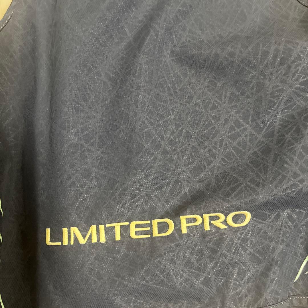 Shimano Limited Pro Nexus フローティングベスト