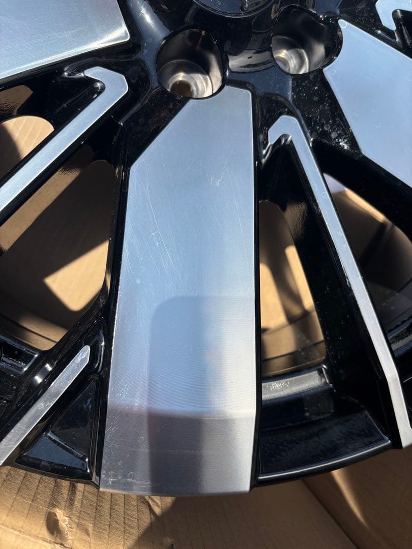 【新品外し】新型アウトランダーPHEV純正ホイール 4本 三菱 20インチ