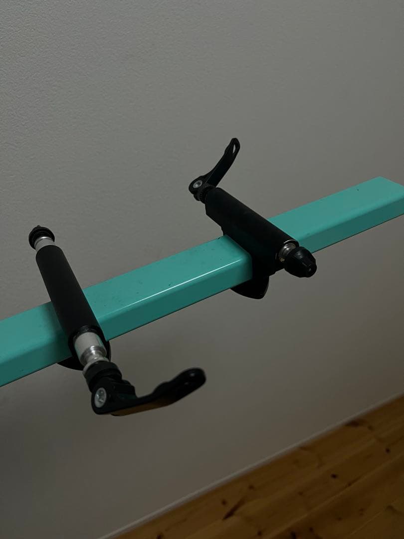 GORIX メンテナンススタンド　三脚　チェレステ