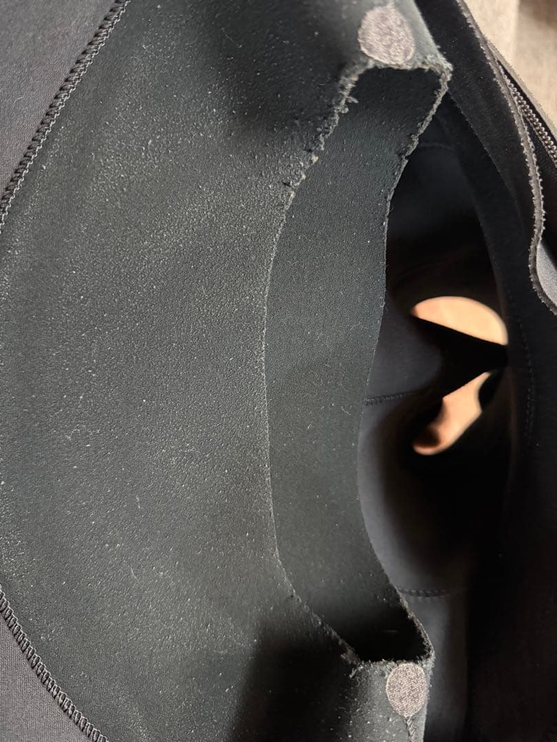 BEWETロングチェストジップ　セミドライウエットスーツ　XLＢ