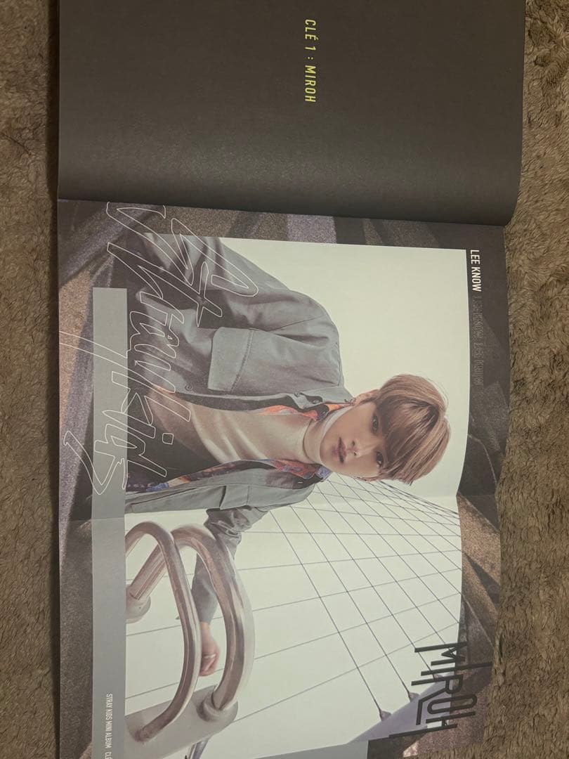 straykids スキズ 中表紙 リノ miroh 限定版 アルバム