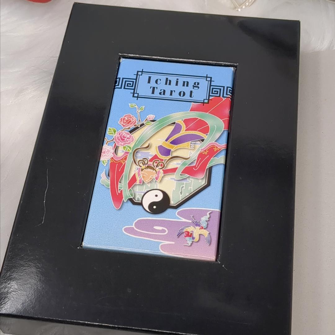 【絶版・希少品】イーチン・タロット 運命のメッセージ 真矢茉子／コレクション品