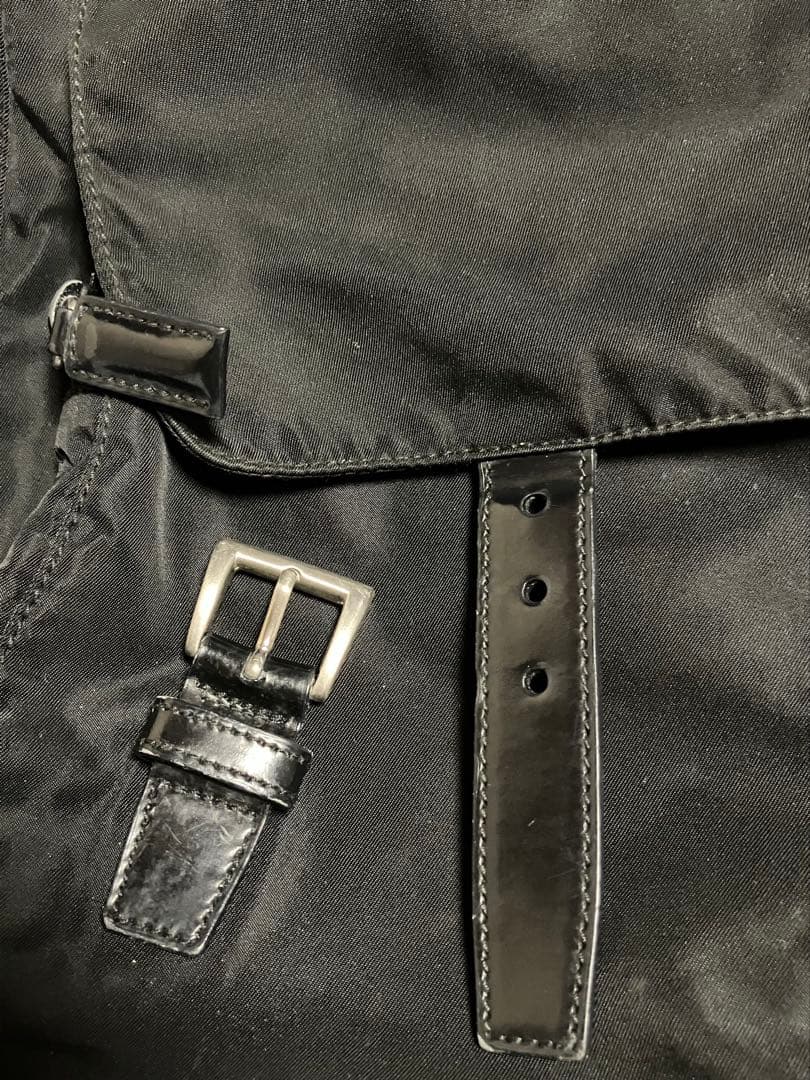 PRADA プラダ ショルダーバッグ 斜め掛け 三角ロゴ ナイロンレザー 黒