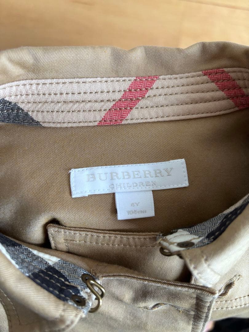 Burberry ベージュ ノースリーブ ワンピース 4歳　104