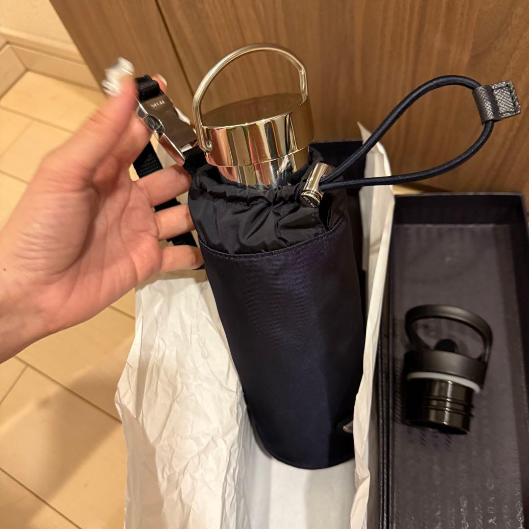 PRADA スチールタンブラー水筒　カバー付き