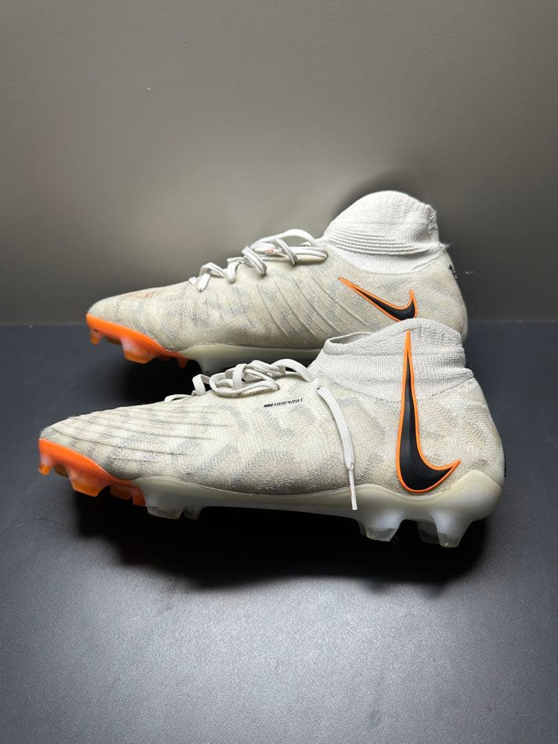 ナイキ ファントムルナ 28cm