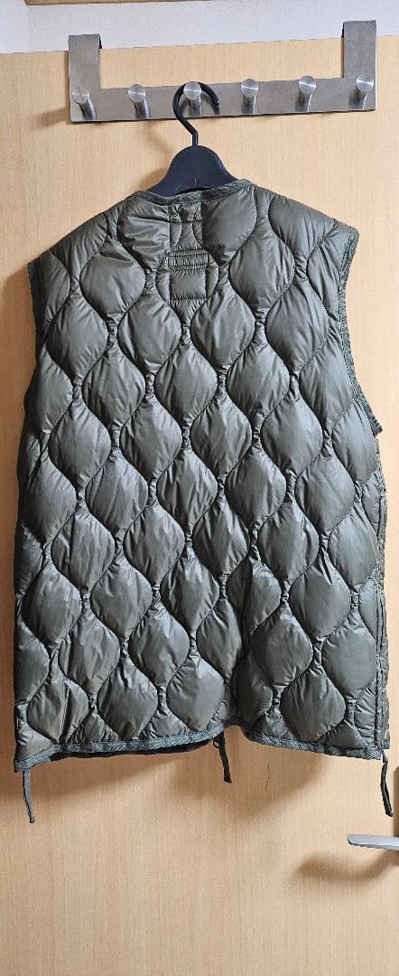 niko and...限定完売品！TAIONキルティングダウンベスト