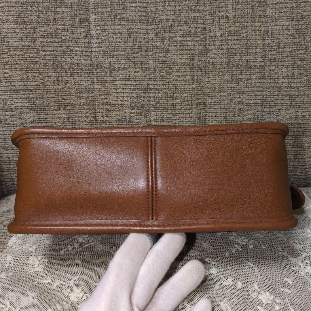 レア！オールドコーチショルダーバッグ