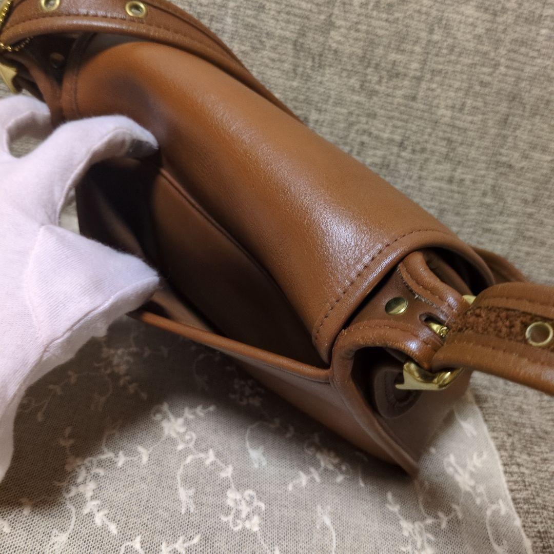 レア！オールドコーチショルダーバッグ