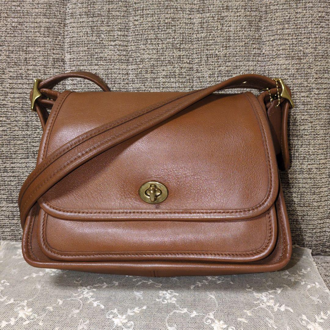 レア！オールドコーチショルダーバッグ